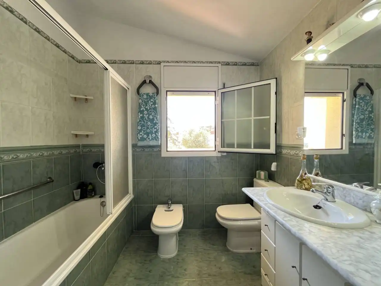 Baño de Casa o chalet en venta en Caldes de Montbui con Aire acondicionado, Calefacción y Jardín privado