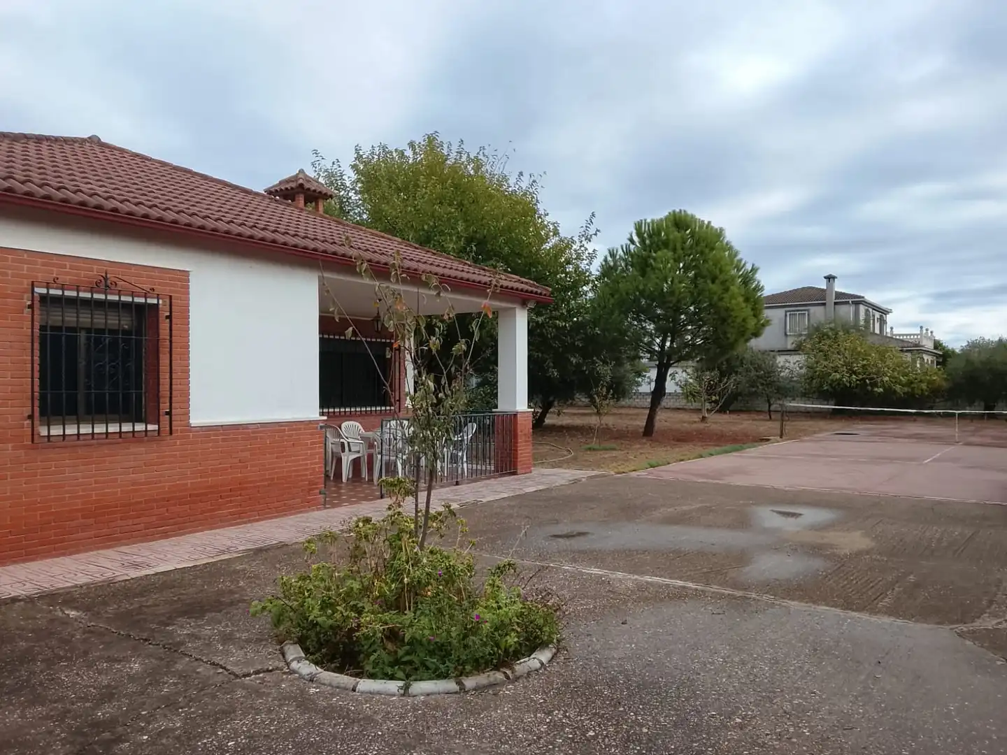 Vista exterior de Finca rústica en venda en Córdoba amb Aire condicionat, Calefacció i Jardí privat