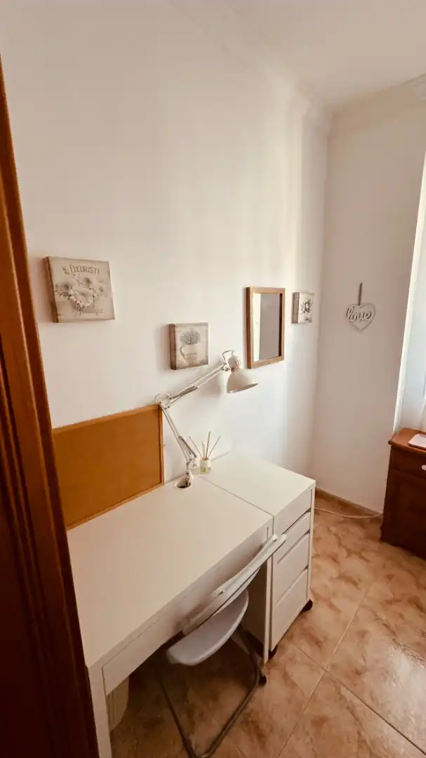 Schlafzimmer von Wohnung zur untervermieten in Las Palmas de Gran Canaria mit Möbliert, Ofen und Waschmaschine