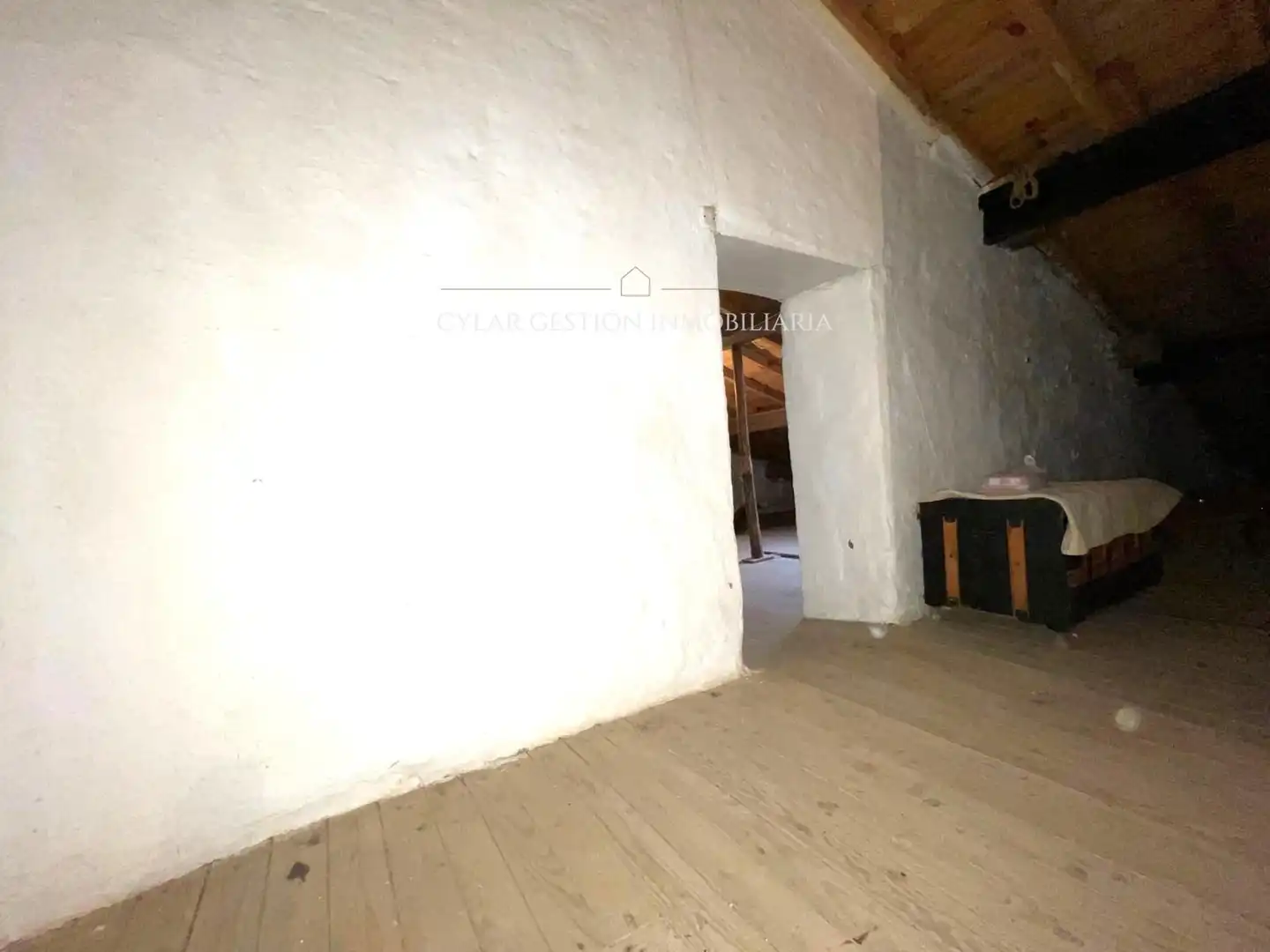 Casa o xalet en venda en San Pedro de Rozados amb Calefacció, Traster i Moblat