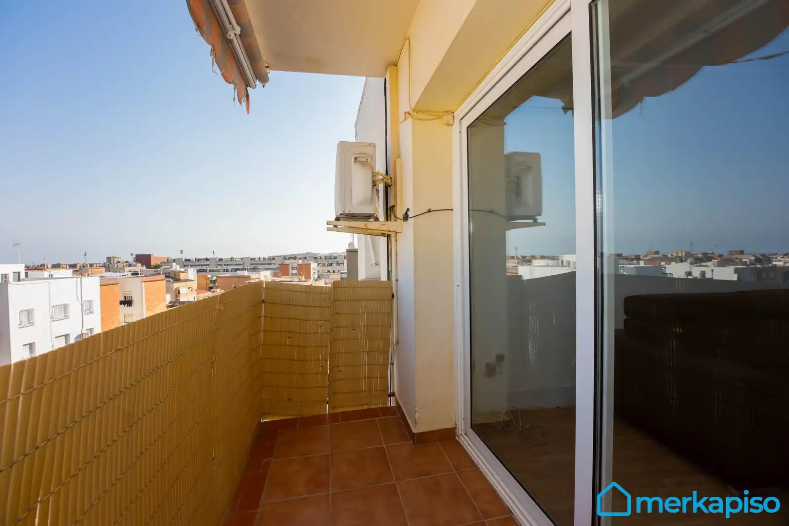 Terrassa de Àtic en venda en Viladecans amb Aire condicionat, Parquet i Balcó