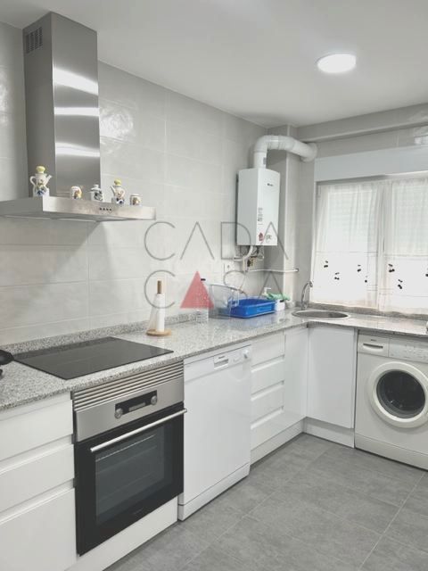 Cocina de Apartamento de alquiler en El Astillero   con Calefacción