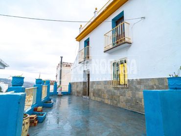 Maison à vendre à Almáchar