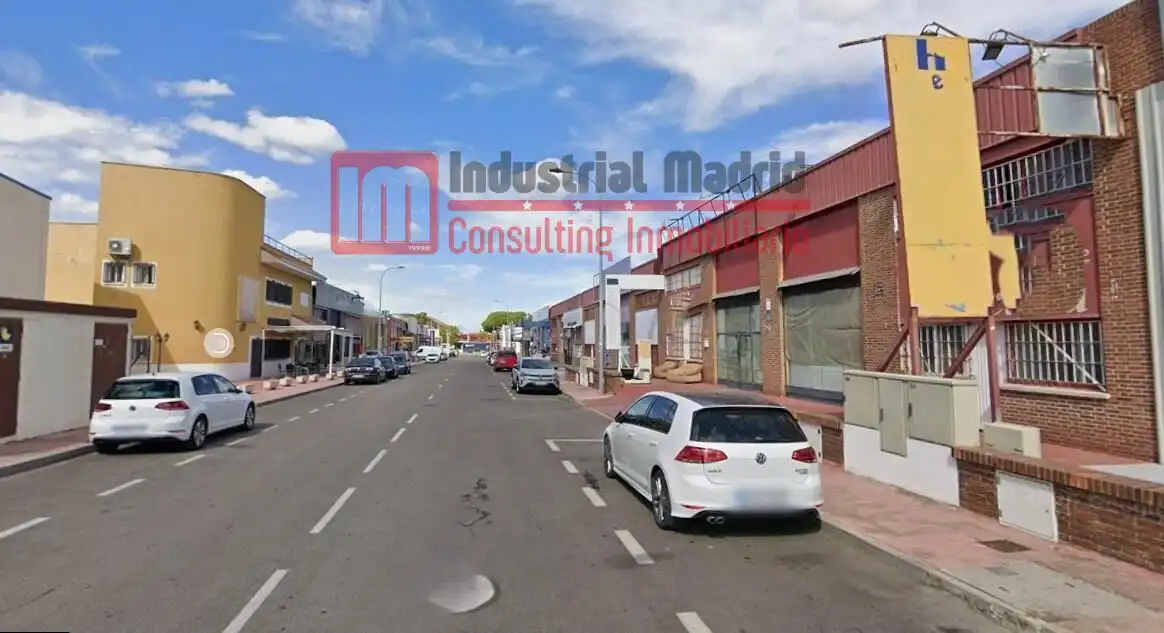 Industrial building for sale in Zona Industrial, imagen 2