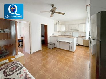 Flat with balcony for sale in Pla - Carolinas