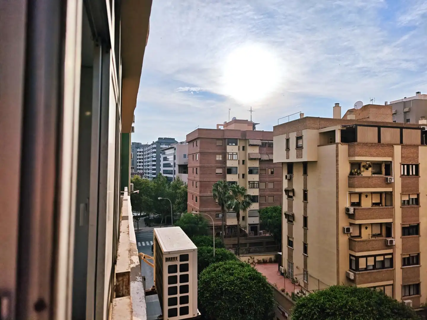 Vista exterior de Estudi en venda en Almería amb Aire condicionat, Calefacció i Terrassa