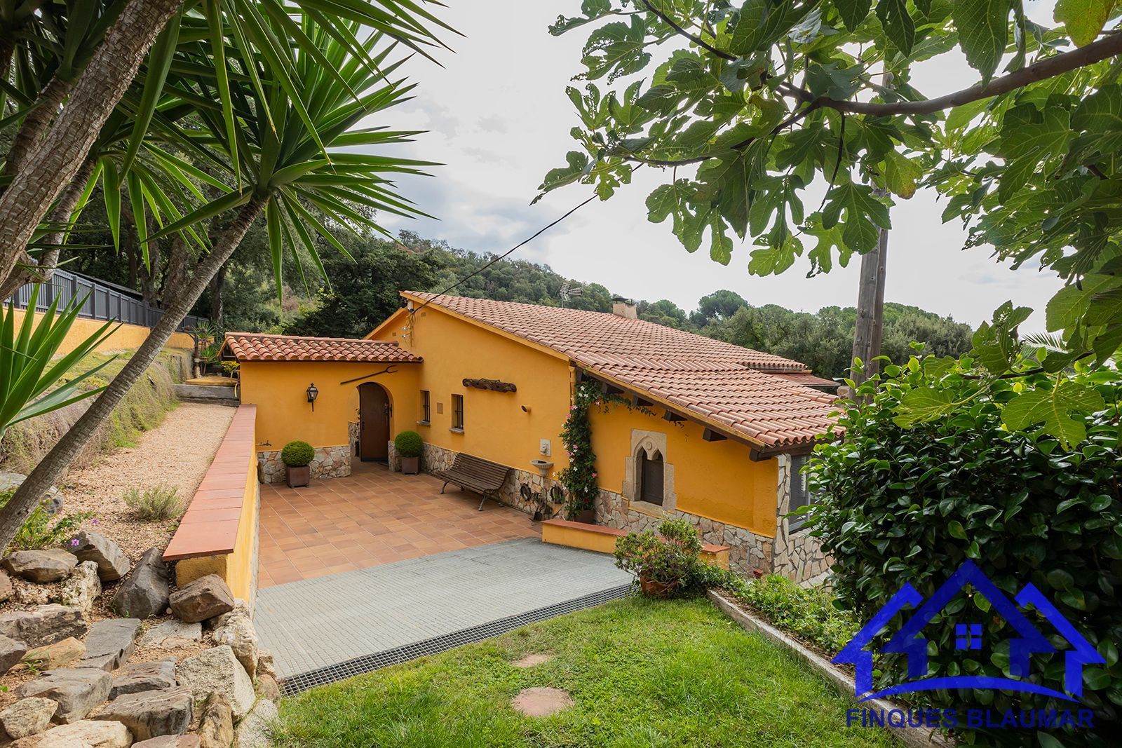 Exterior view of House or chalet for sale in Sant Iscle de Vallalta  with Air Conditioner, Private garden and Terrace