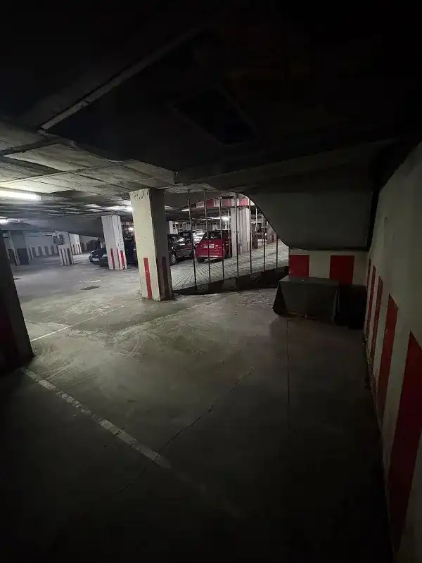 Parkplatz von Garage zum Verkauf in Ferrol