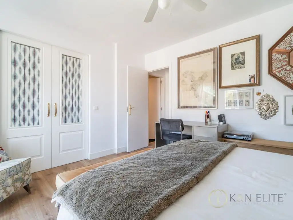 Habitación de Casa adosada en venta en Torrelodones con Terraza y Balcón