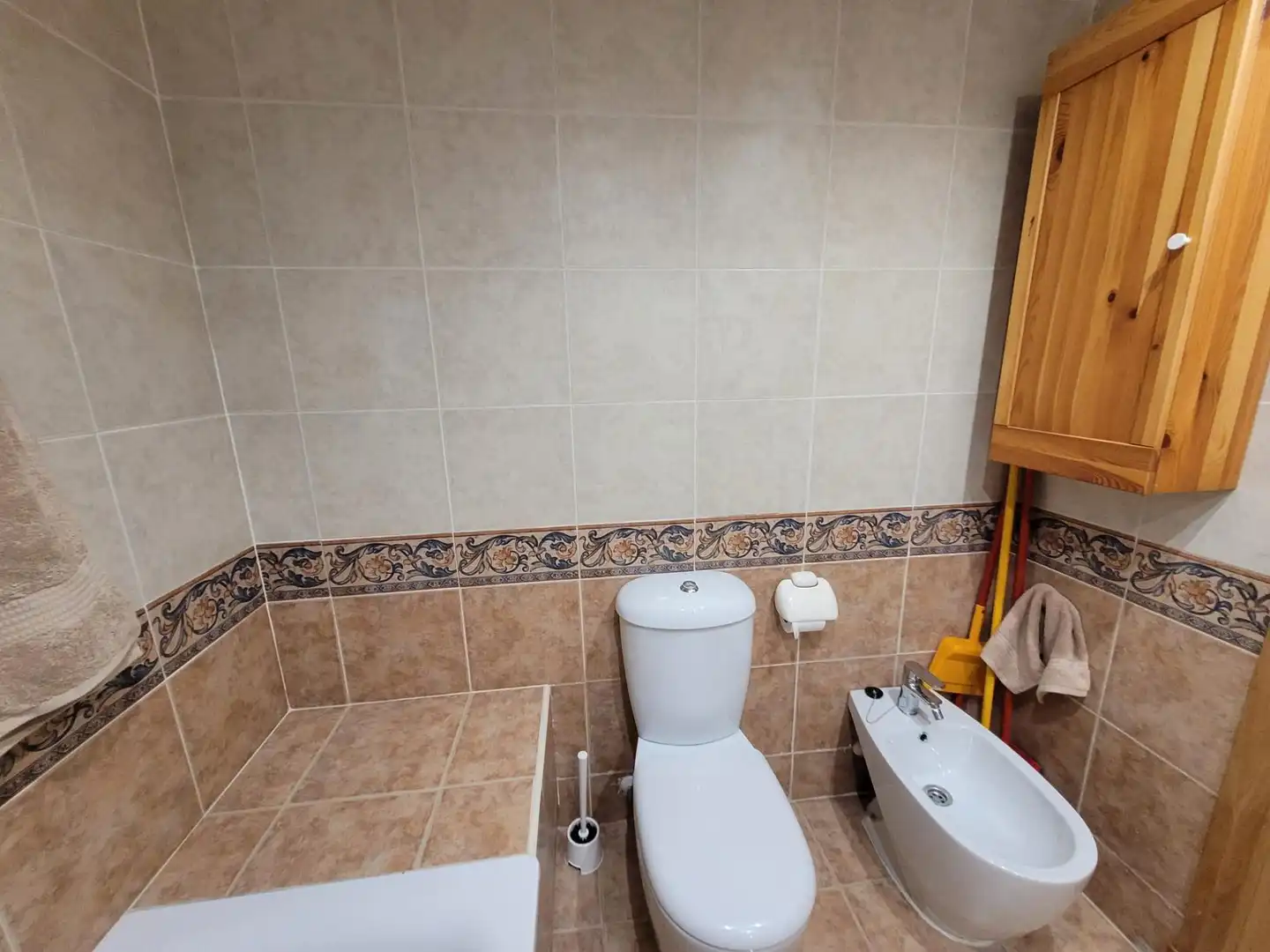 Baño de Apartamento en venta en Alicante / Alacant con Aire acondicionado, Calefacción y Jardín privado
