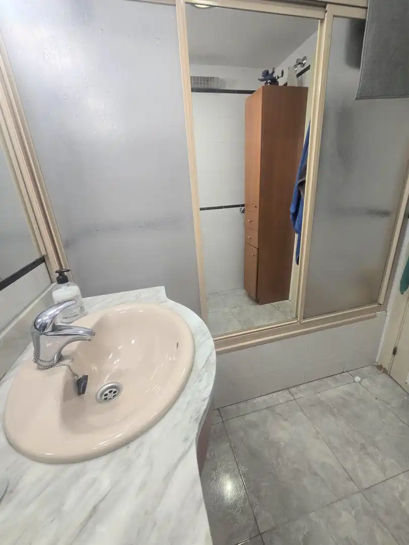 Bany de Pis en venda en Torremolinos amb Aire condicionat, Terrassa i Traster