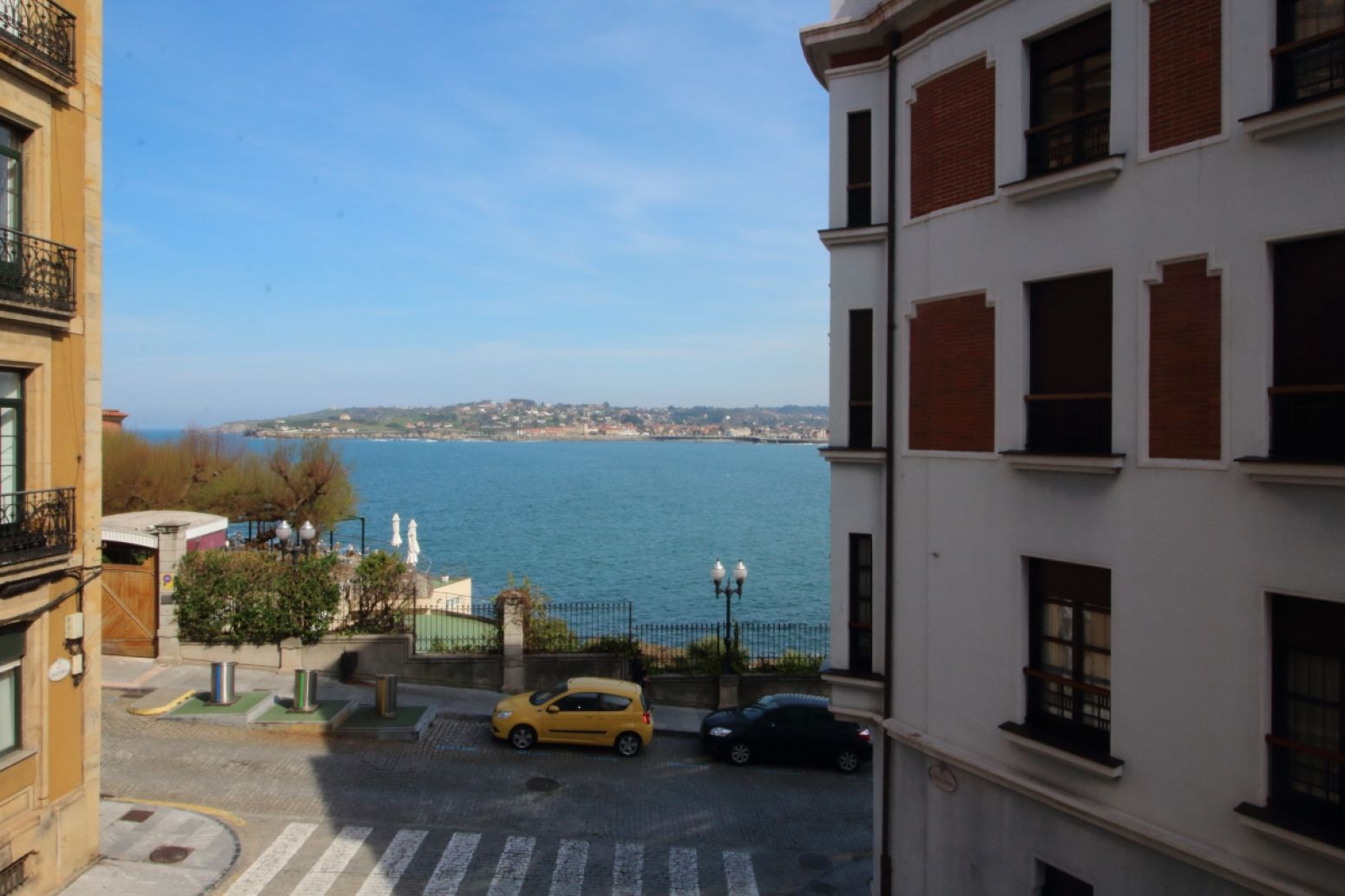 Exterior view of Flat to rent in Gijón   with Heating, Parquet flooring and Storage room