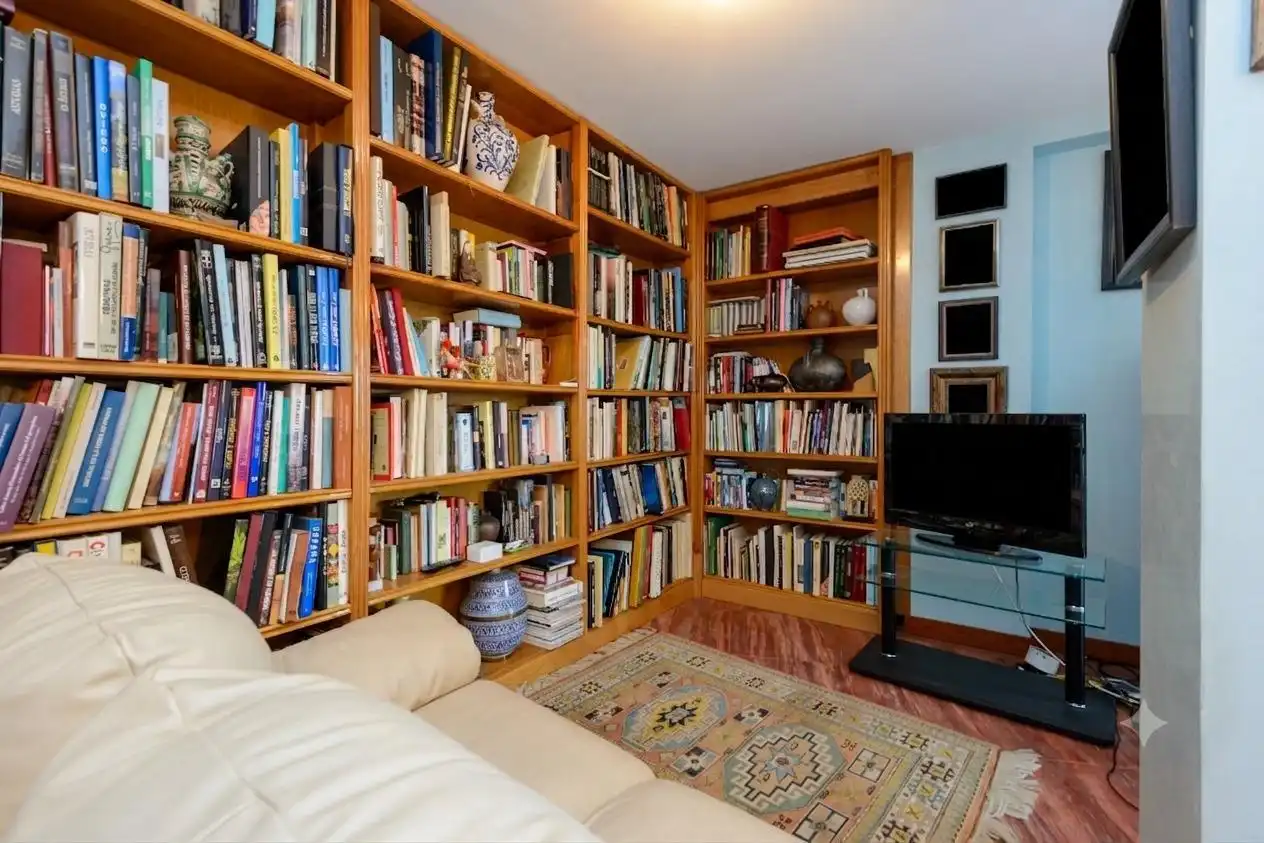 Living room of Flat for sale in Oviedo   with Heating and Jacuzzi