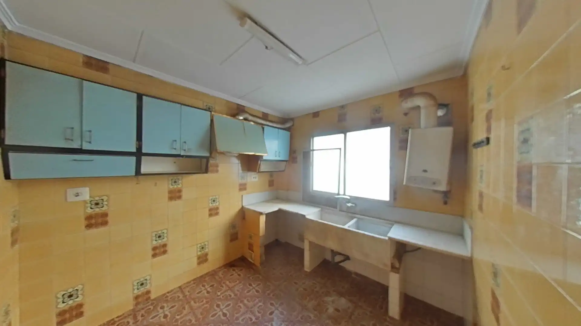 Cocina de Piso en venta en Valencia con Balcón