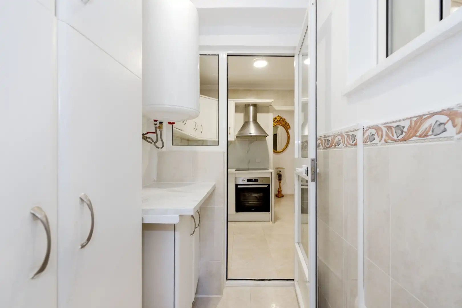 Cocina de Planta baja en venta en Marbella con Terraza y Piscina comunitaria