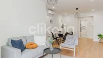 Living room of Flat for sale in  Sevilla Capital  with Air Conditioner and Terrace