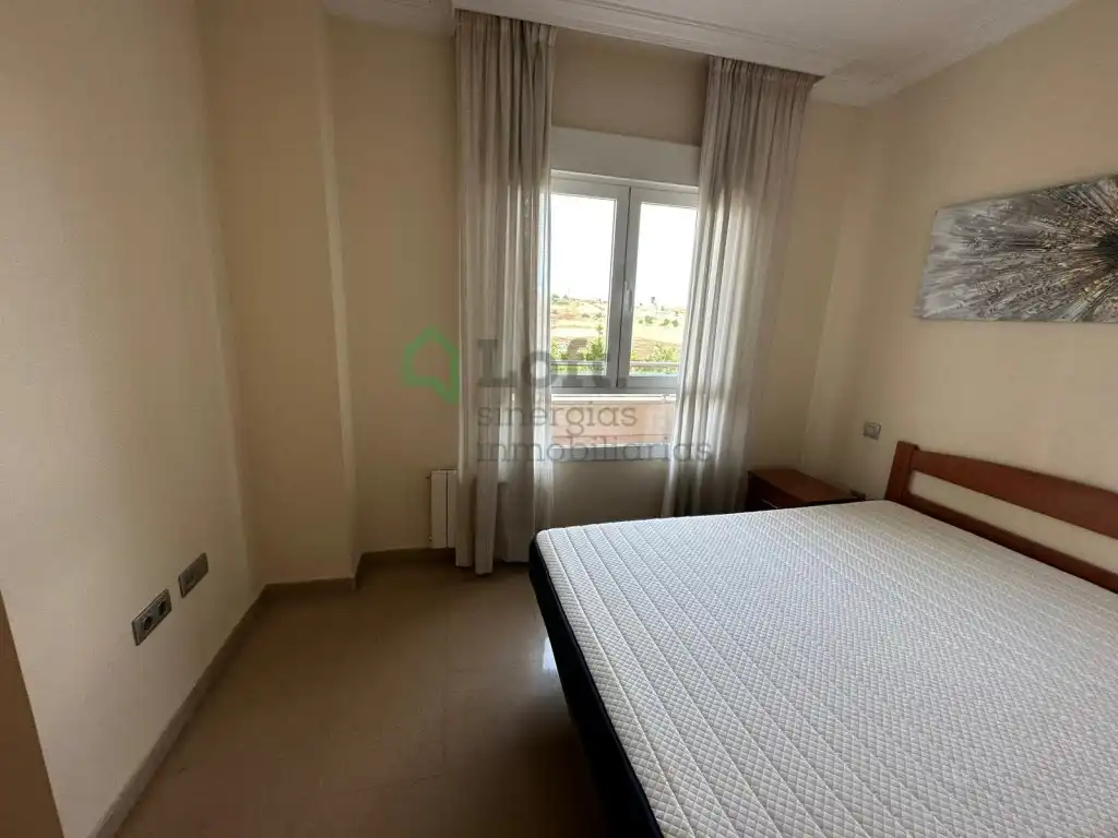 Apartamento de alquiler en Maria Auxiliadora - Barriada de Llera