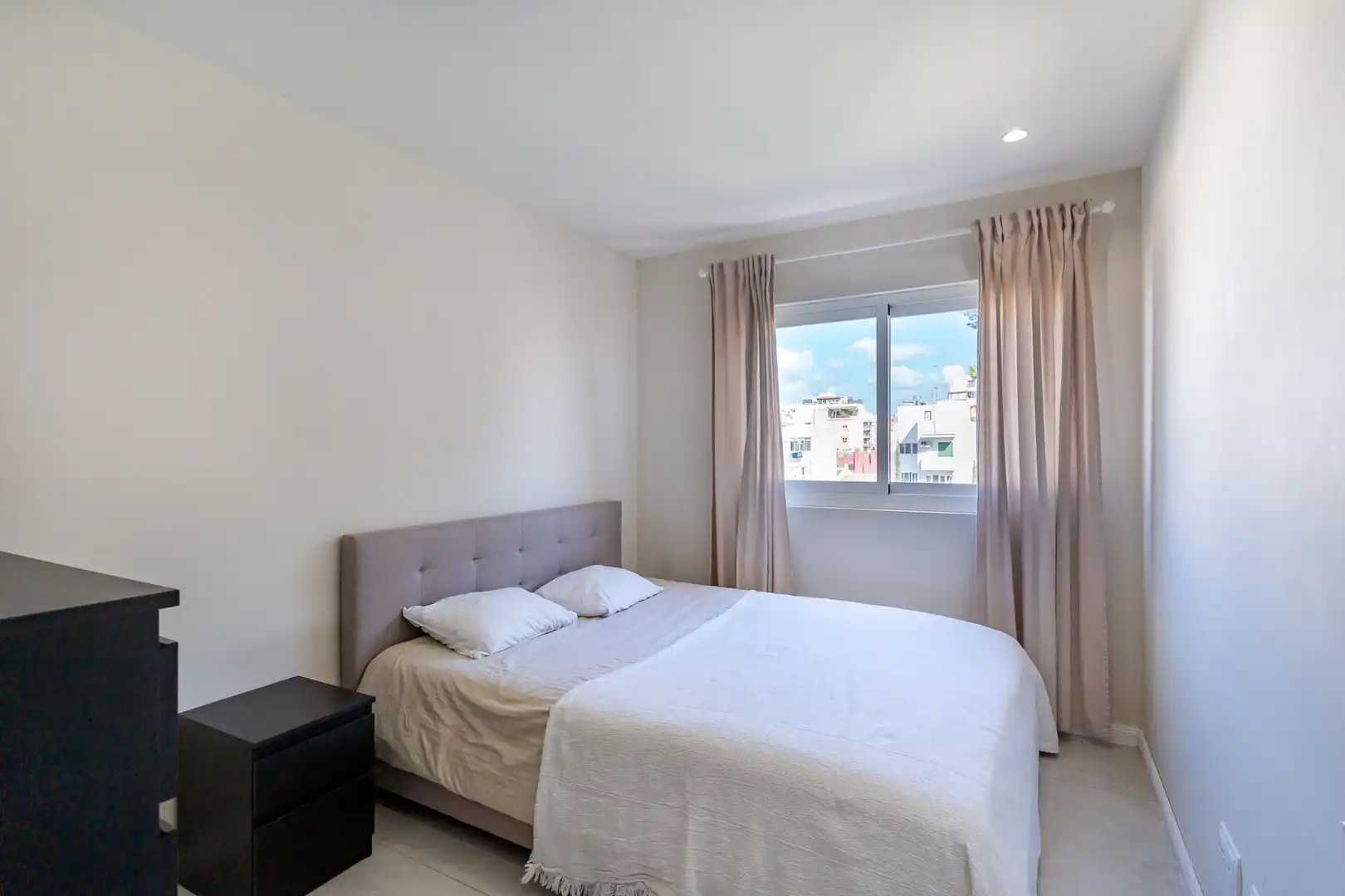 Habitación de Apartamento en venta en  Palma de Mallorca con Aire acondicionado, Amueblado y Balcón