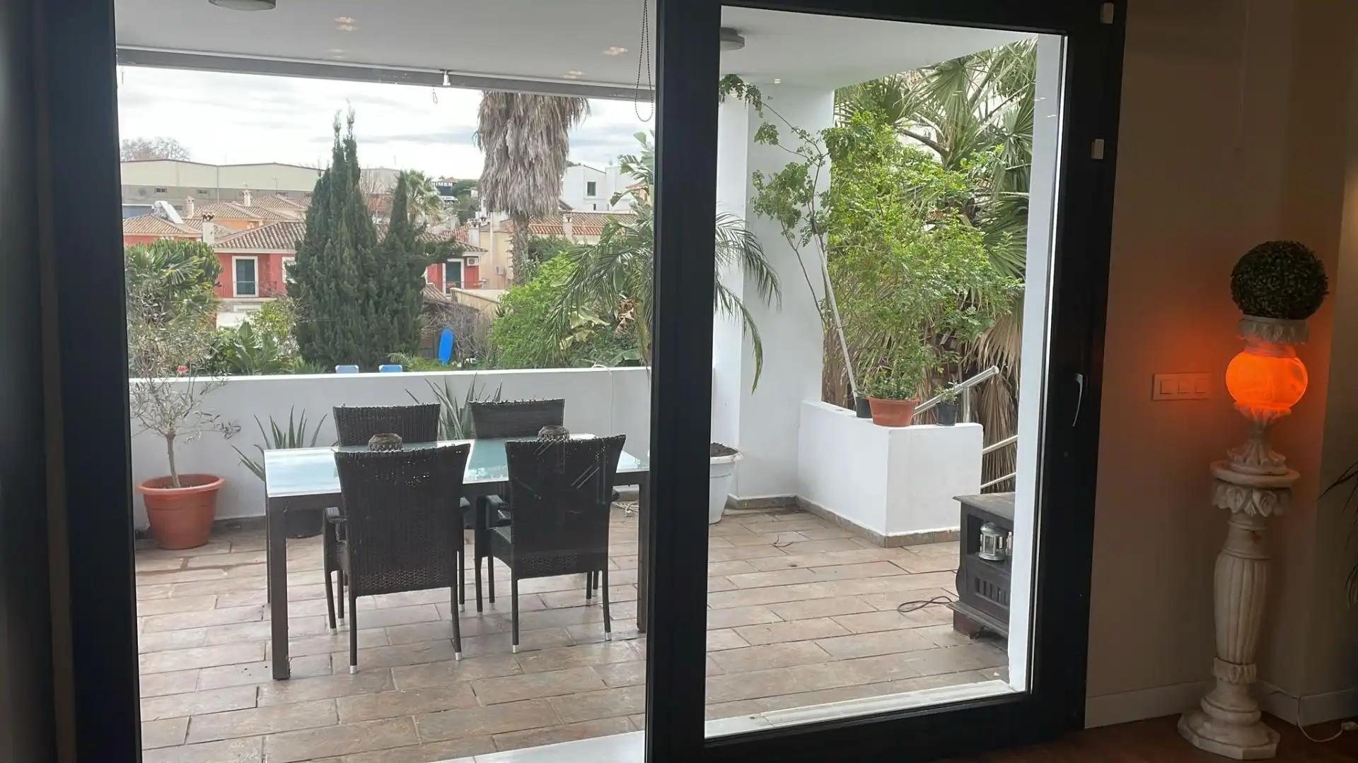 Terrasse von Haus oder Chalet zum Verkauf in Algeciras mit Klimaanlage, Heizung und Privatgarten
