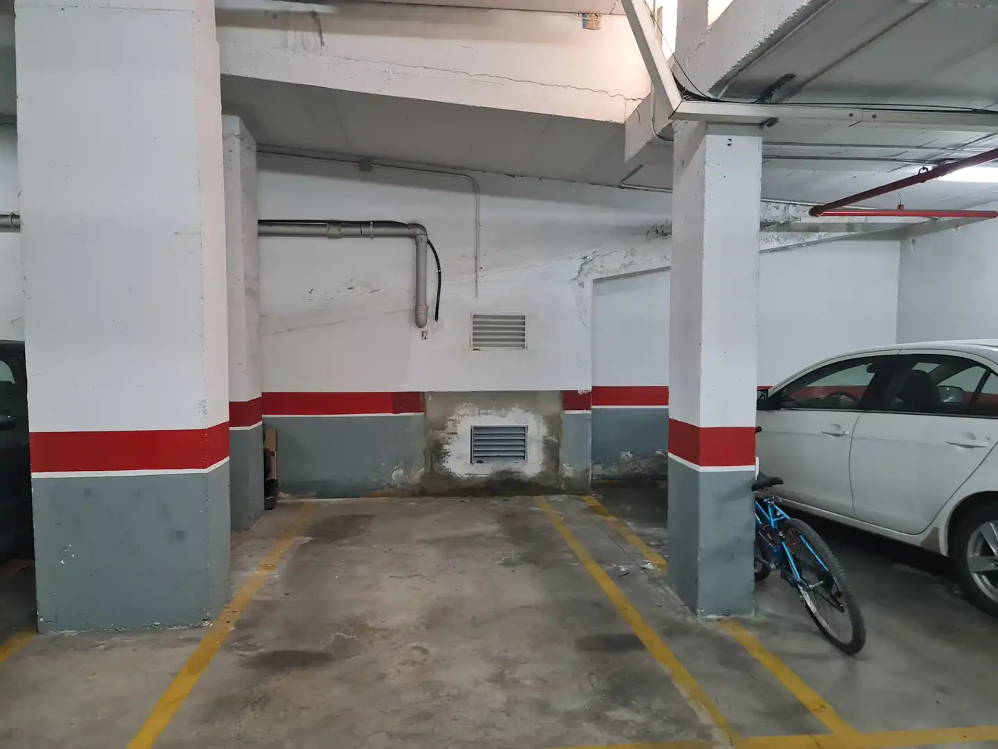 Aparcament de Garatge en venda en Sevilla