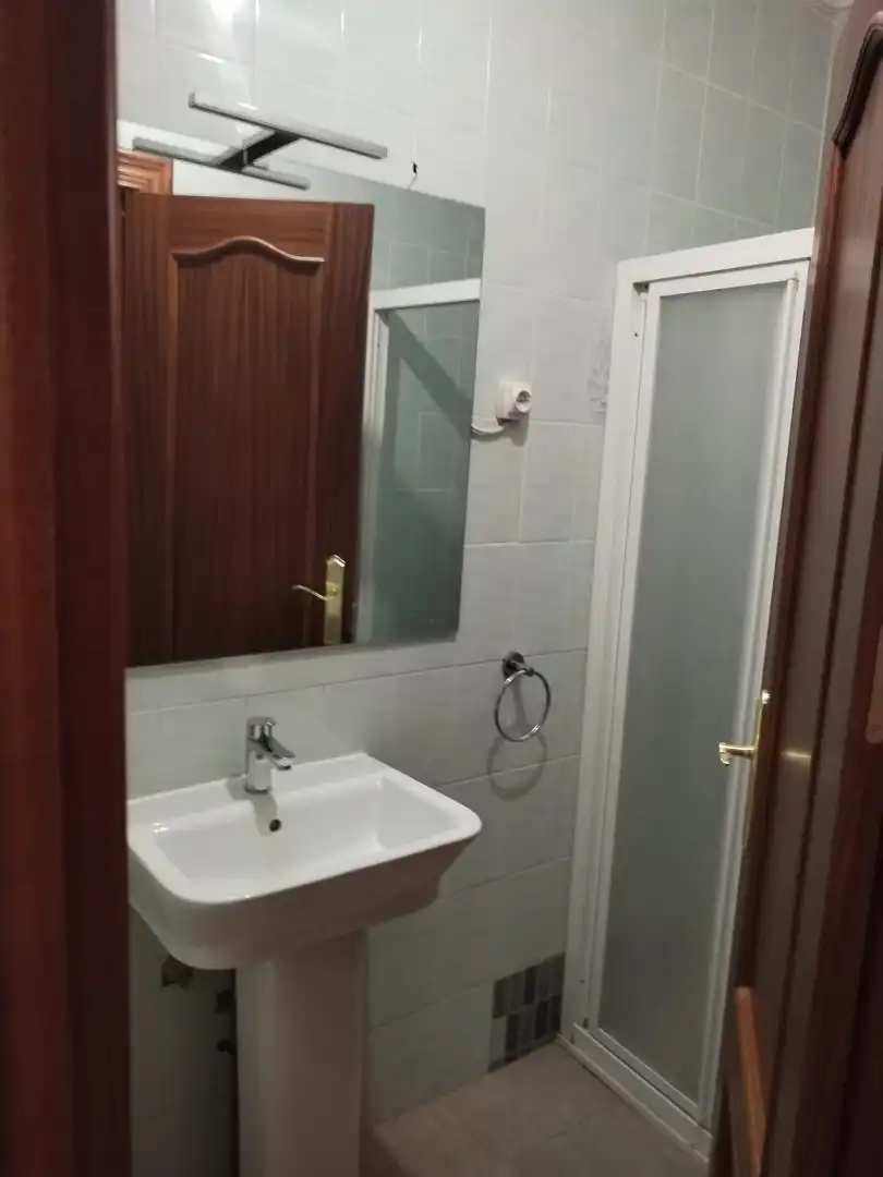 Baño de Piso en venta en Portugalete con Calefacción, Horno y Lavadora