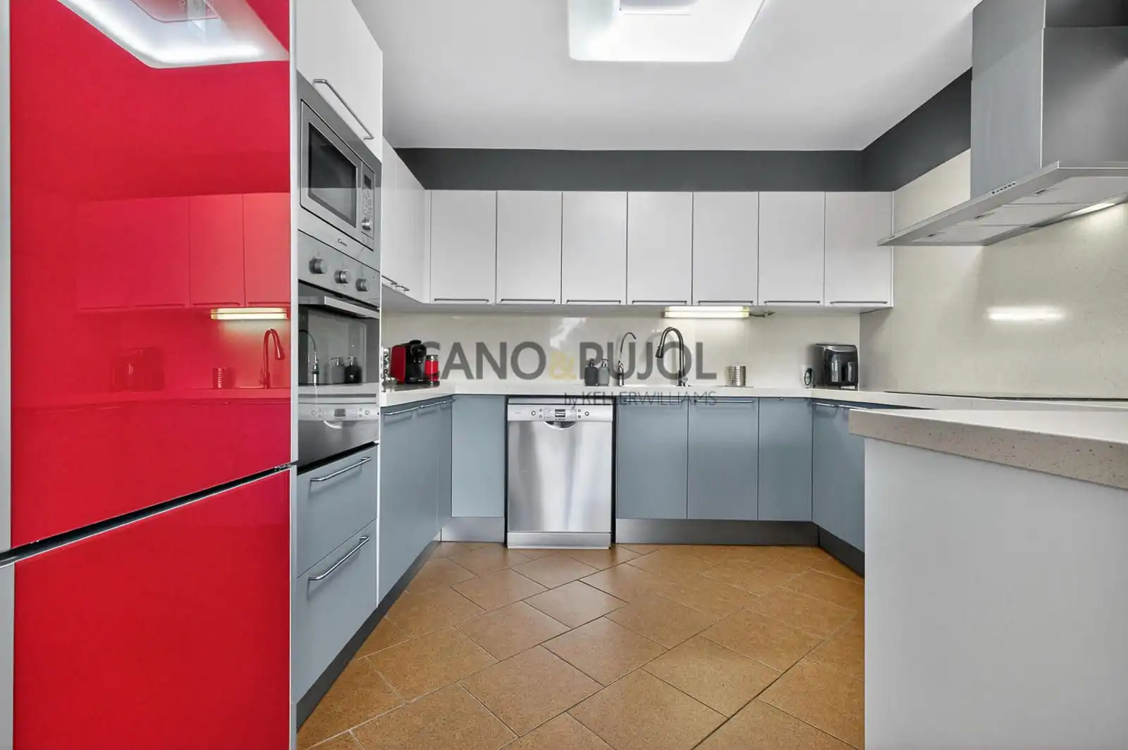 Kitchen of Houses for sale in Terrassa  with Air Conditioner, Heating and Terrace