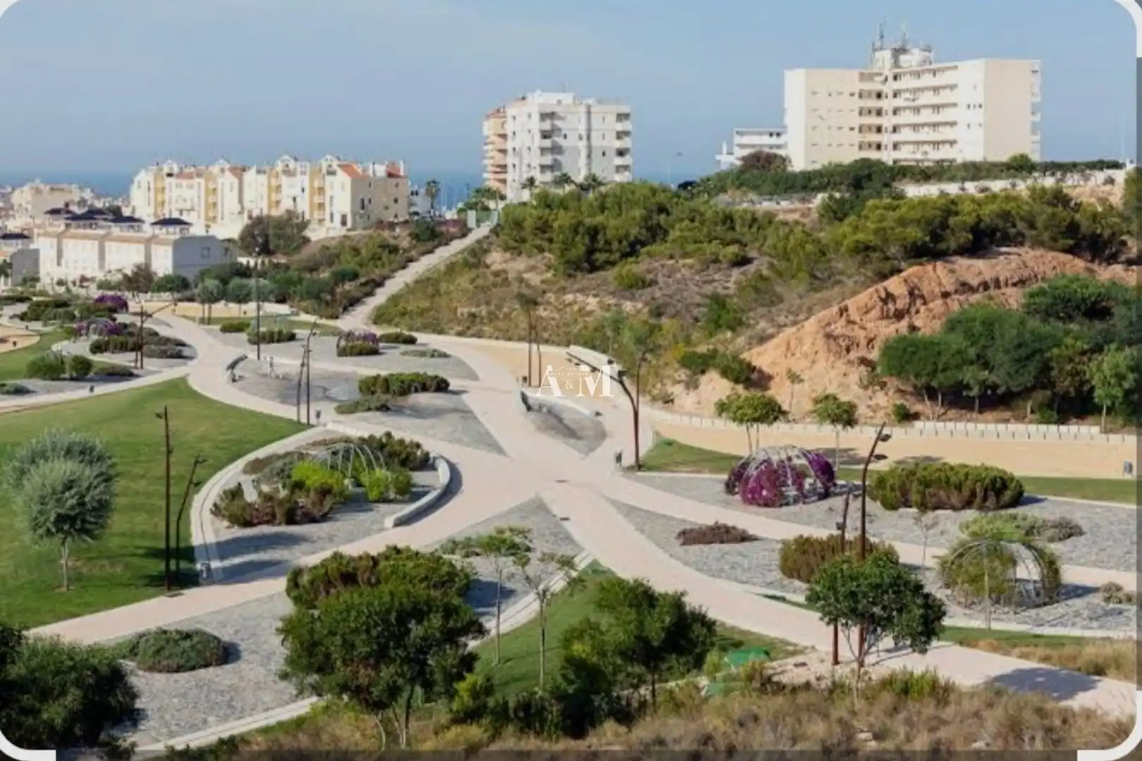 Vista exterior de Piso de alquiler en Torrevieja con Aire acondicionado, Calefacción y Terraza