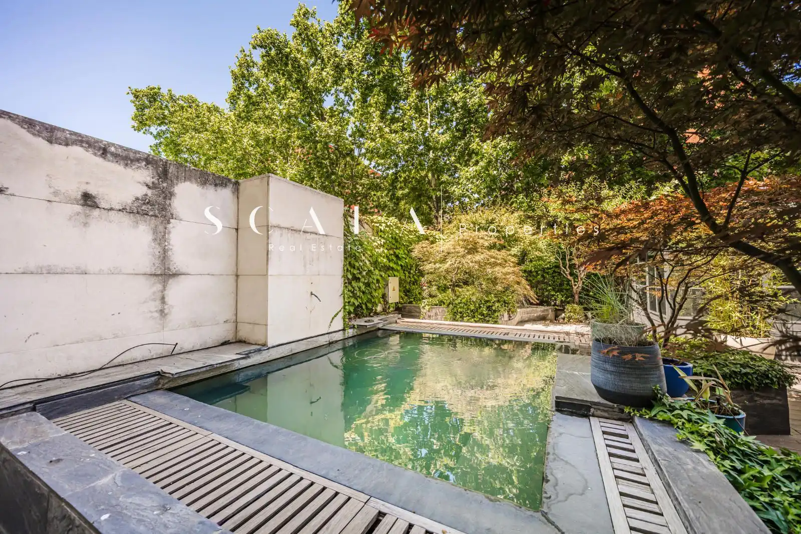 Schwimmbecken von Wohnung zur Miete in Madrid mit Klimaanlage, Heizung und Privatgarten