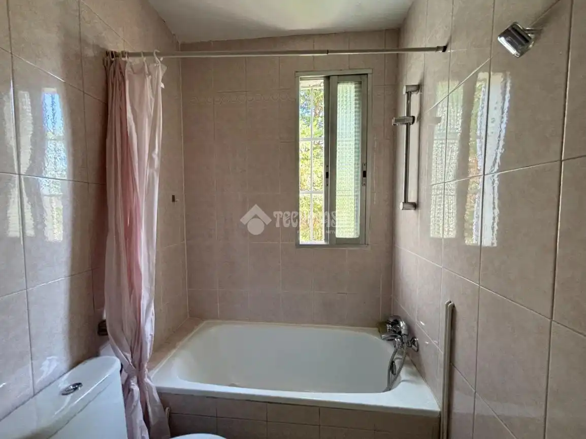 Baño de Piso en venta en Madrid con Aire acondicionado, Calefacción y Parquet