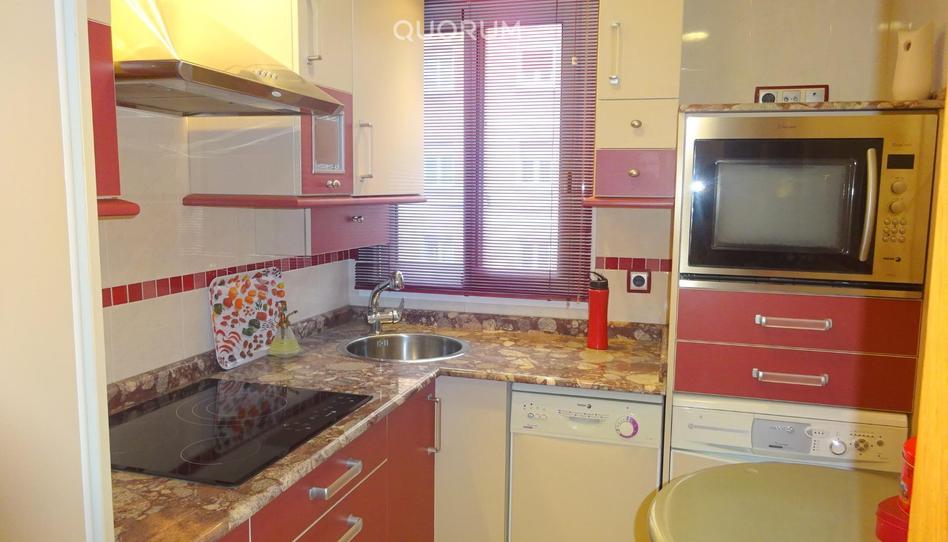 Foto 1 de Piso en venta en Calle de Luis Luciano Bonaparte, Santutxu - Basarrate, Bizkaia