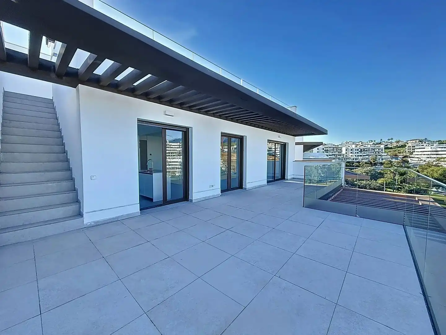 Apartamento con piscina en venta en Calle Eslovenia 5, imagen 21