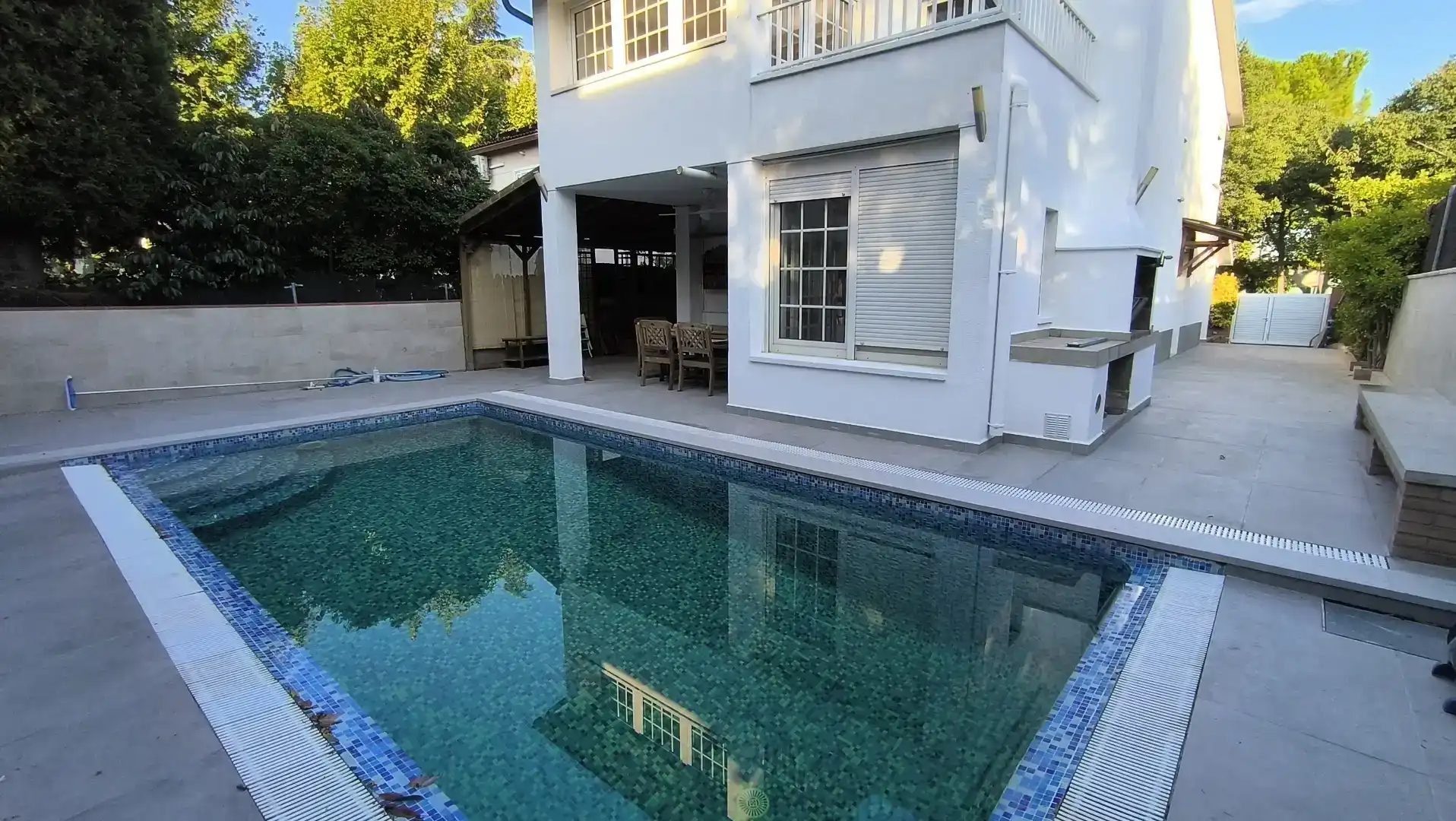 Piscina de Casa o xalet en venda en Sant Cugat del Vallès amb Aire condicionat i Piscina
