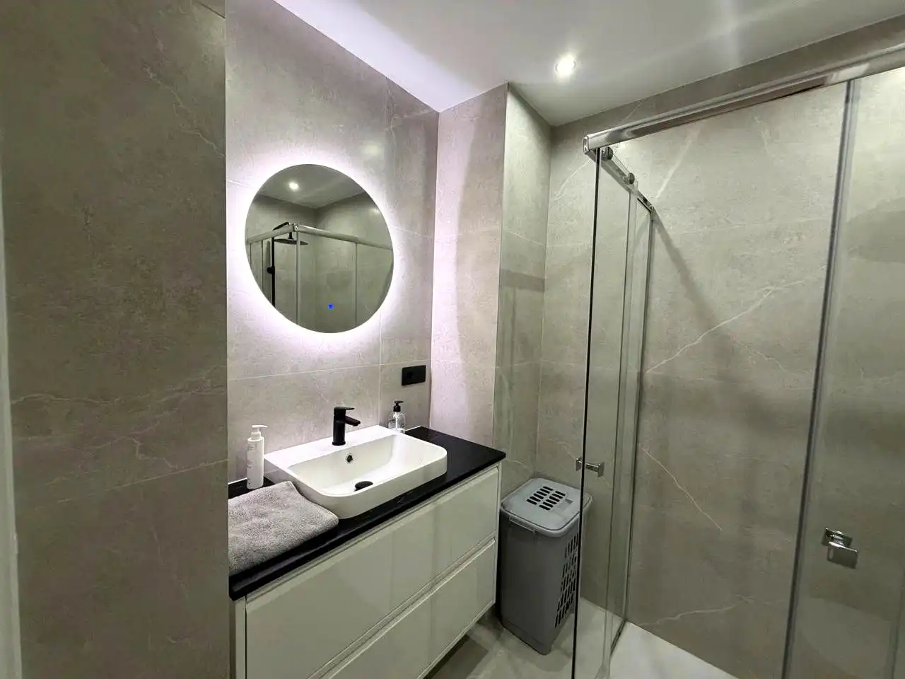 Bathroom of Flat for rent in San Bartolomé de Tirajana  with Furnished and Internet