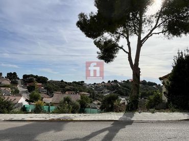Terreni e lotti in vendita a Avda. Clariana 27