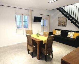 Exterior view of Duplex for sale in  Cádiz Capital  with Air Conditioner and Balcony