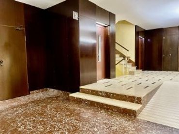 Local comercial de lloguer a Carrer de Mejía Lequerica