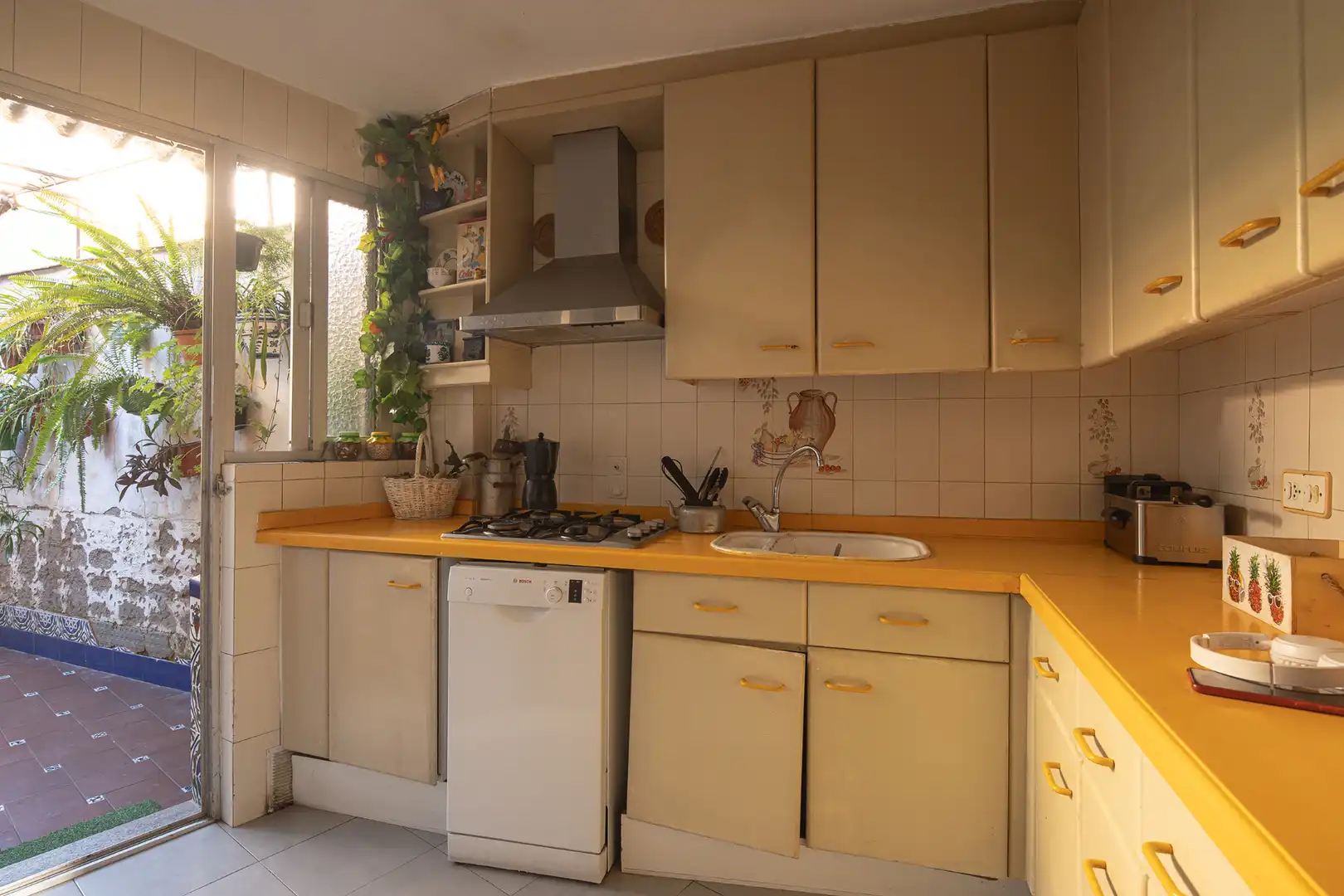 Cocina de Casa adosada en venta en Huétor Vega con Aire acondicionado, Terraza y Amueblado