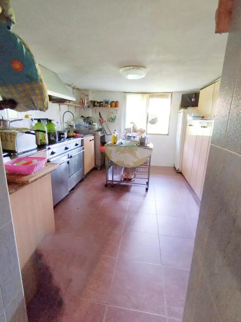 Cuina de Casa adosada en venda en Castro-Urdiales amb Calefacció, Terrassa i Traster