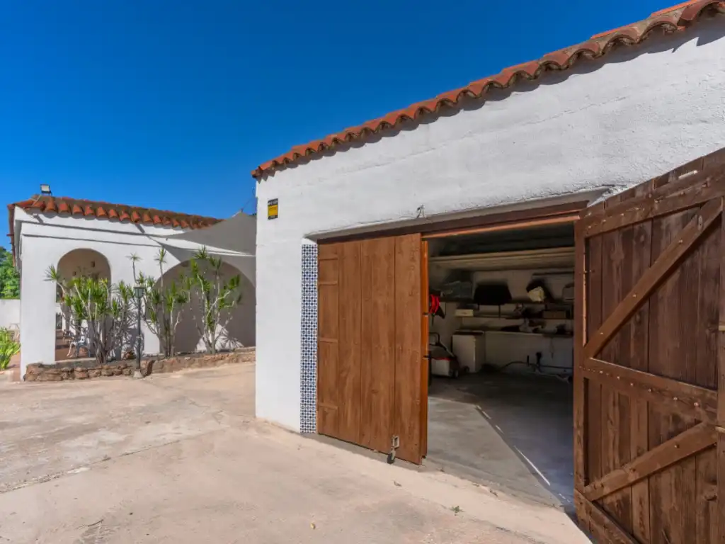 Exterior view of Houses for sale in Berja