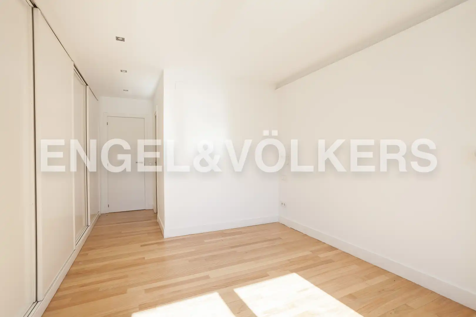 Habitación de Piso de alquiler en Madrid con Aire acondicionado, Calefacción y Parquet