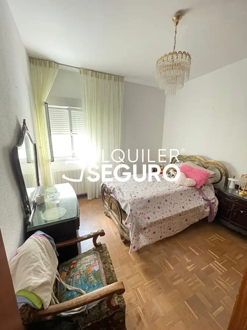 Habitación de Piso de alquiler en Carabanchel