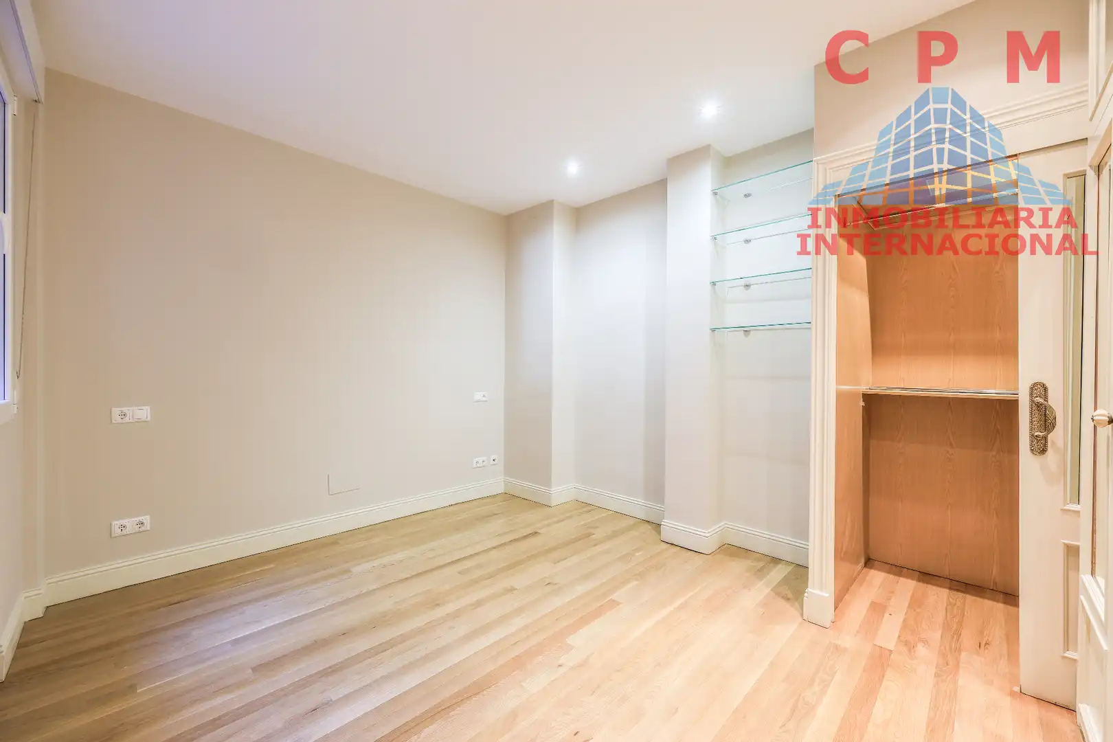 Flat for rent in Madrid  with Air Conditioner, Heating and Parquet flooring