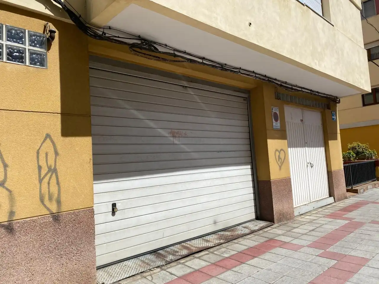 Local comercial en venda a Calle Juan Ramon Jimenez 3º5 Bajo 24009 Leon, imagen 2