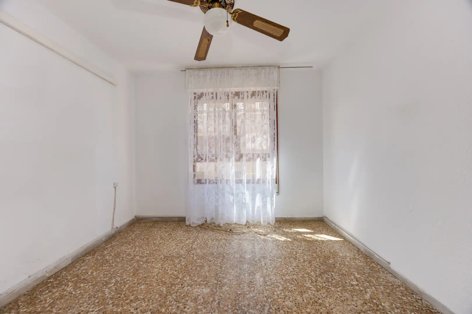 Apartamento con ascensor en venta en Calle San Miguel de Salinas 9, imagen 23