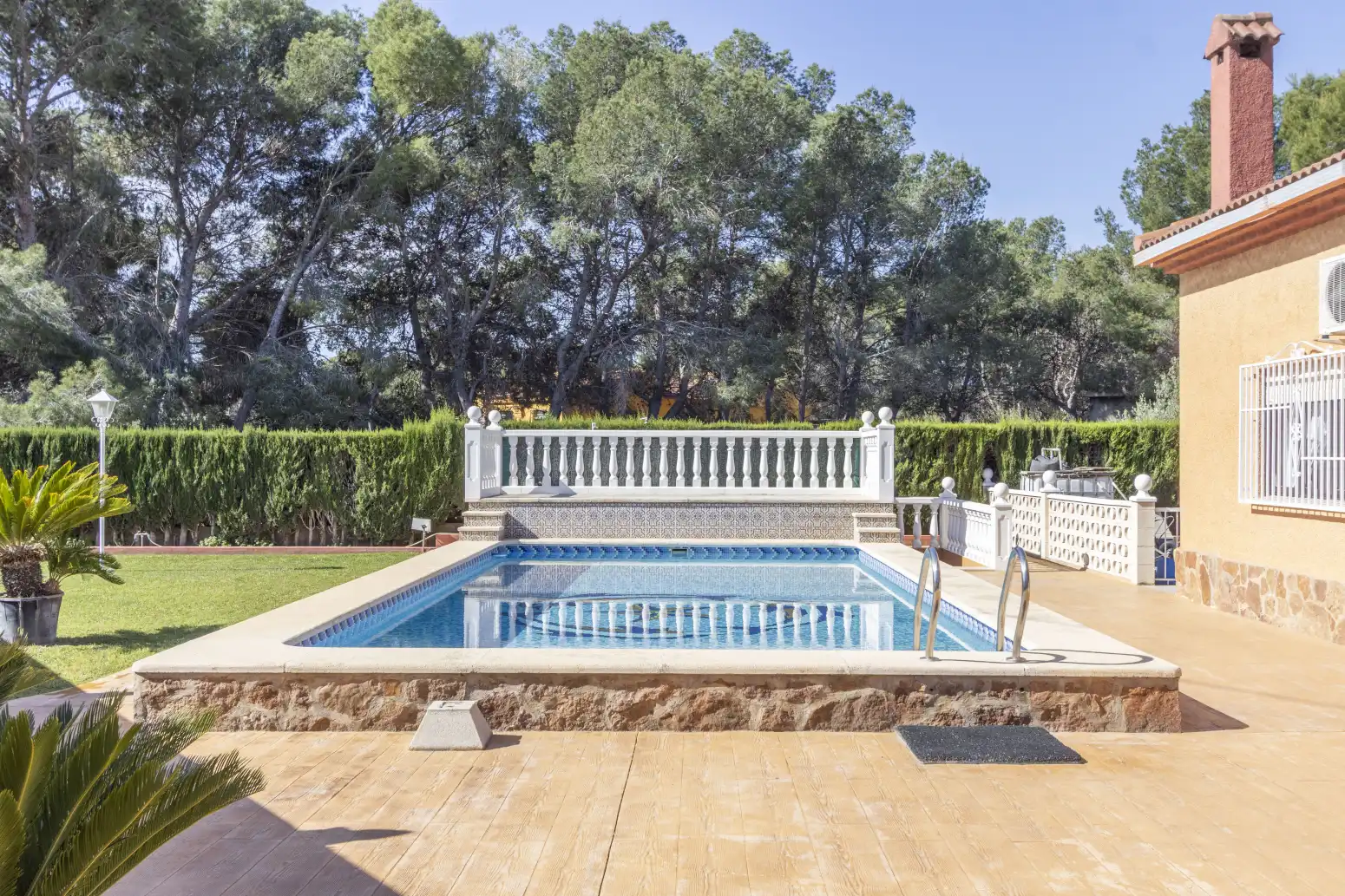 Piscina de Casa o chalet en venta en Llíria con Aire acondicionado, Jardín privado y Terraza