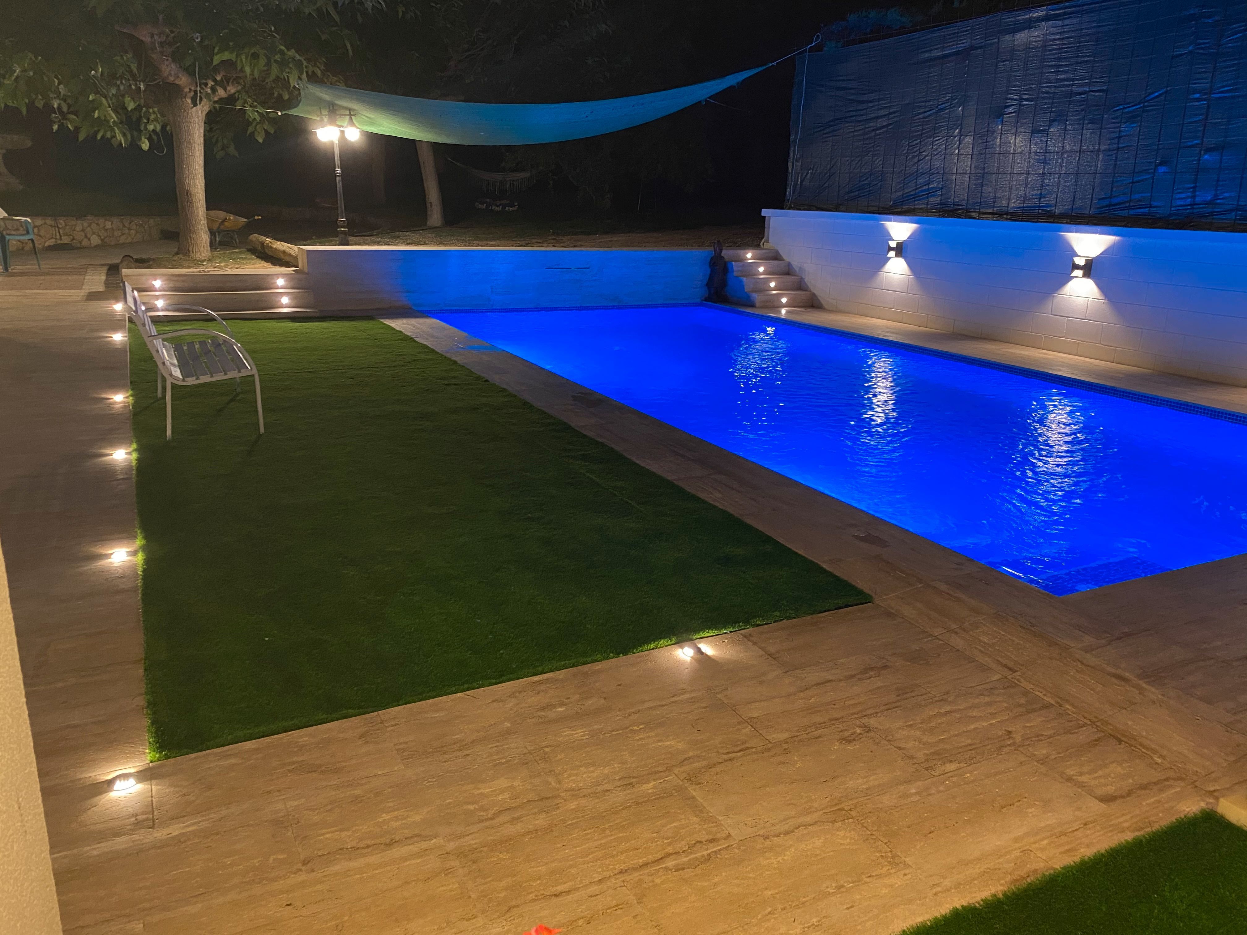 Piscina de Casa o xalet en venda en Girona Capital amb Aire condicionat, Calefacció i Jardí privat