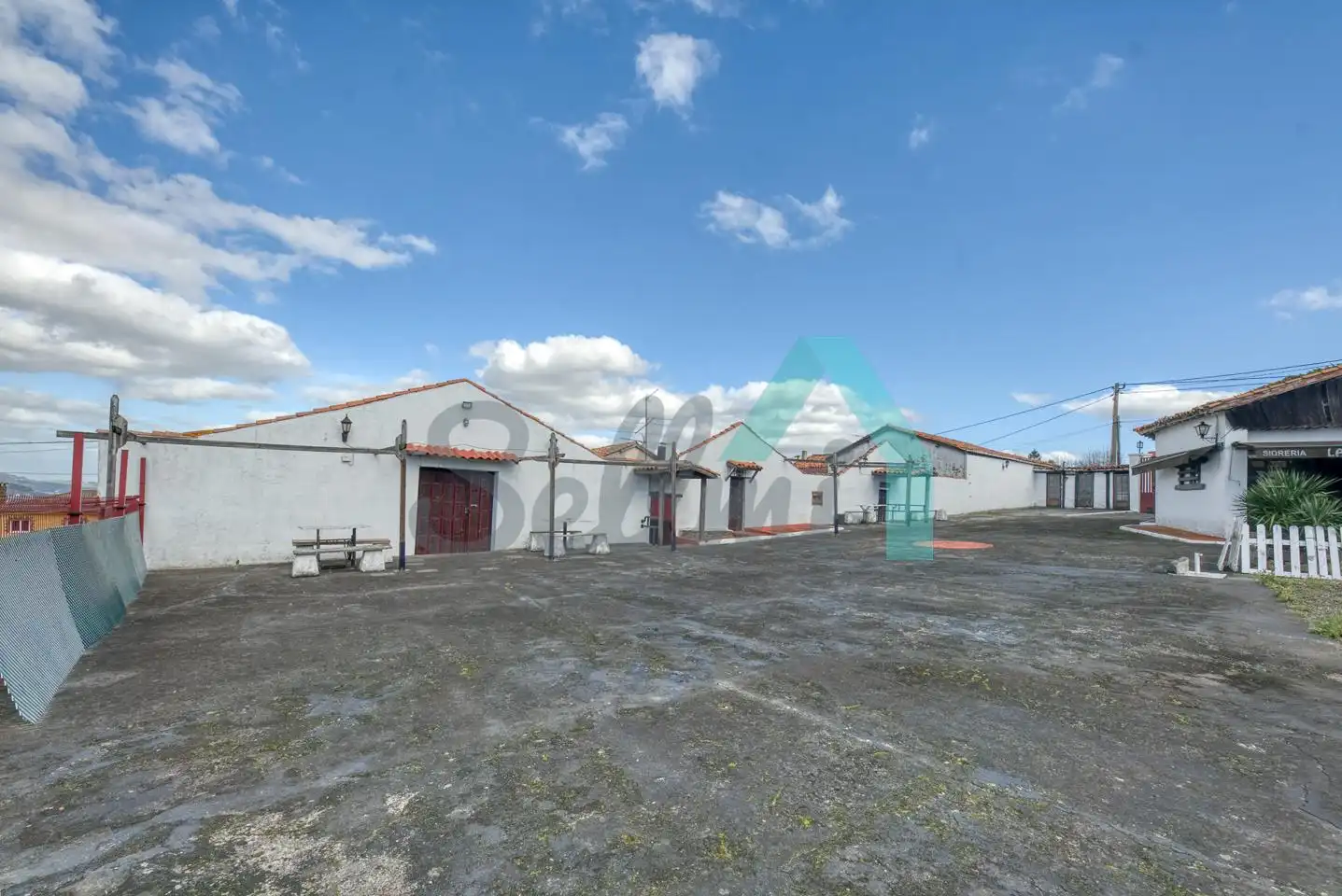 Exterior view of Buildings for sale in Oviedo 