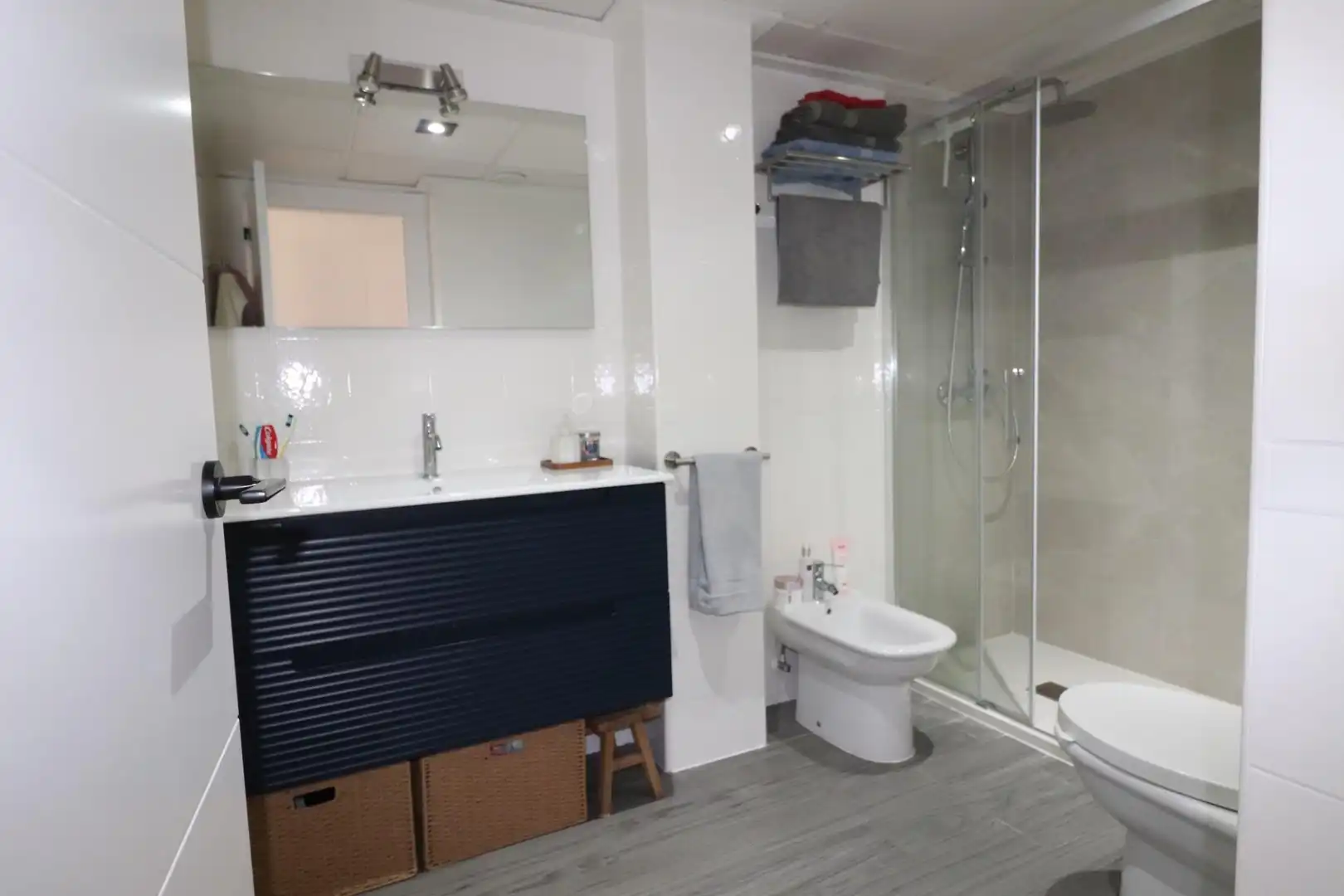 Baño de Piso en venta en Petrer con Aire acondicionado, Trastero y Balcón