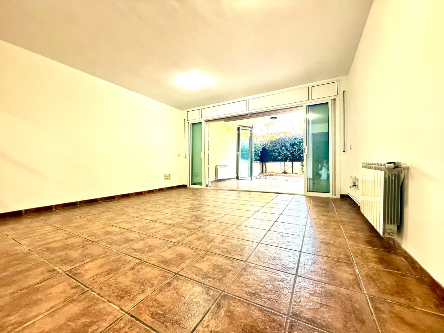 Bajo con jardín en venta en Via Augusta 18a, imagen 4