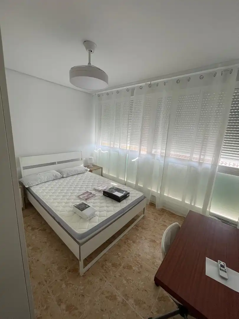 Apartament amb ascensor de lloguer a Casco Antiguo, imagen 13
